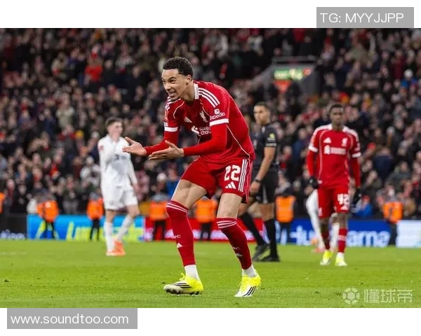 英超激情对决利物浦狂胜波尔图五球大捷引爆全场十大精彩进球回顾