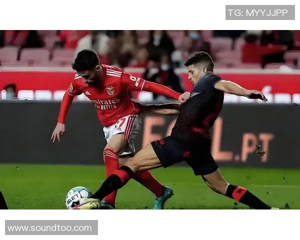 欧冠焦点战AC米兰与本菲卡握手言和转会传闻引发热议