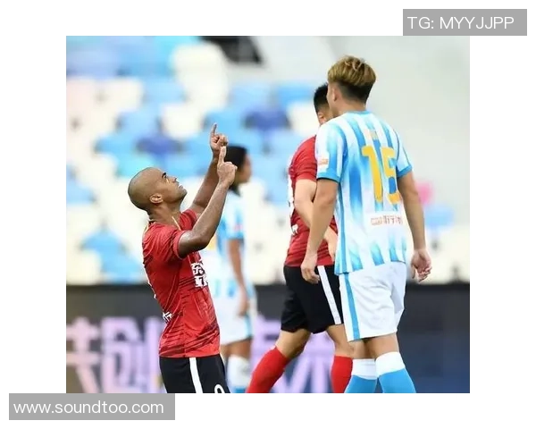 中超精彩对决波尔图3-0战胜尤文图斯帽子戏法引发全场狂欢